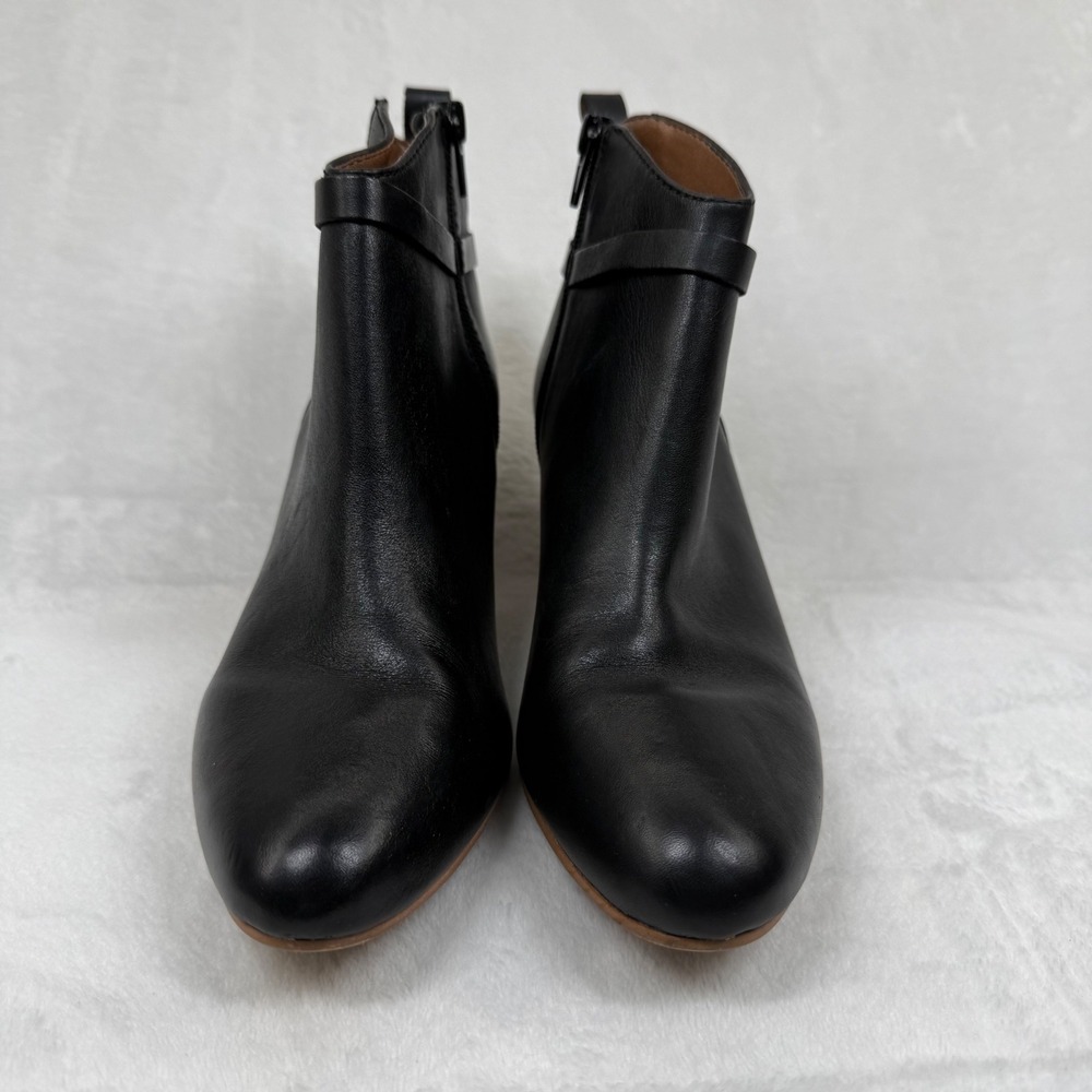 Lucky Brand Womens Black Leather Ankle Bootie Stacked Block Heel Side Zip 9 READ - Picture 3 of 12